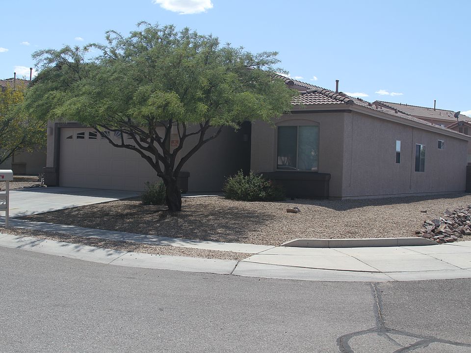 1st image of 10576 S Margie Pl