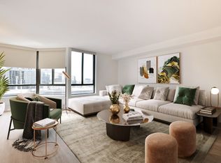 221 Lyon St N, Ottawa, ON K1R 7X5