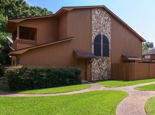3658 Park Trail Dr, Shreveport, LA 71105