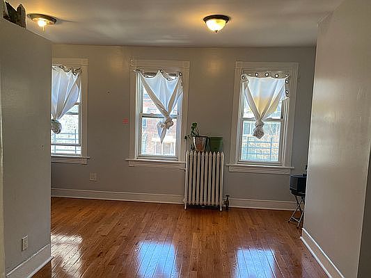 2nd image of 39 E 31st St Floor 2