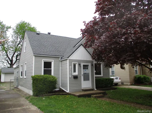 24287 Fern Ave, Eastpointe, MI 48021