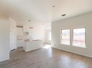 12316 SW 30th St, Yukon, OK 73099