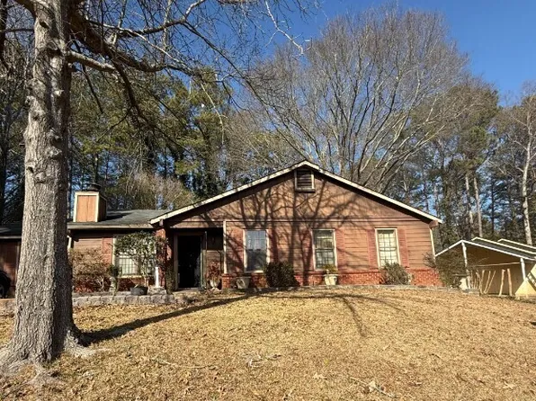 8463 Alden Dr, Riverdale, GA 30274