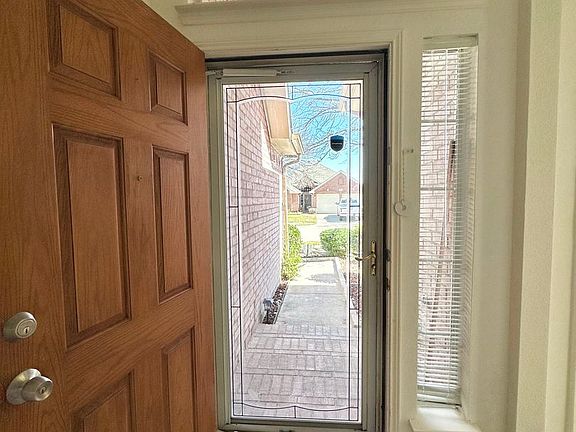 5th image of 8005 Paloverde Dr