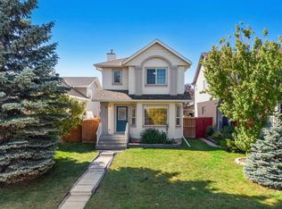 172 W Citadel Bluff Close NW, Calgary, AB T3G5E3
