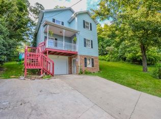 339 Mimosa St, Mt Carmel, TN 37645