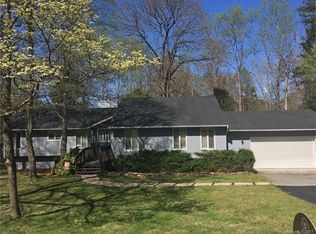 219 Nottingham Dr, Huntersville, NC 28078