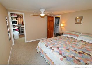 68 Joyce Ct, Milford, CT 06461