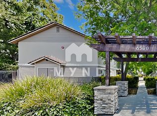 6500 Country Club Dr APT 19, Rohnert Park, CA 94928