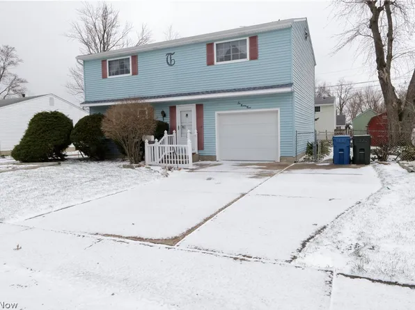 693 Idlewood Ave, Sheffield Lake, OH 44054