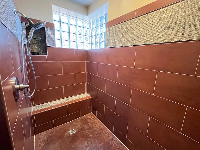 Master Suite 3 On-Suite Bathroom Shower