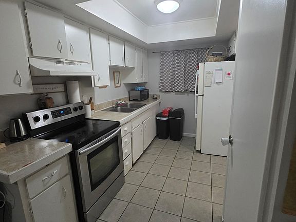 4th image of 200 Prospect Ave