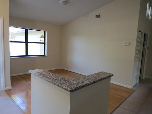 5th image of 1457 SE Ladner St
