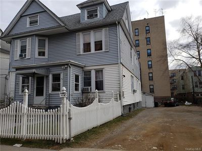 34 Carroll St, Yonkers, NY, 10705