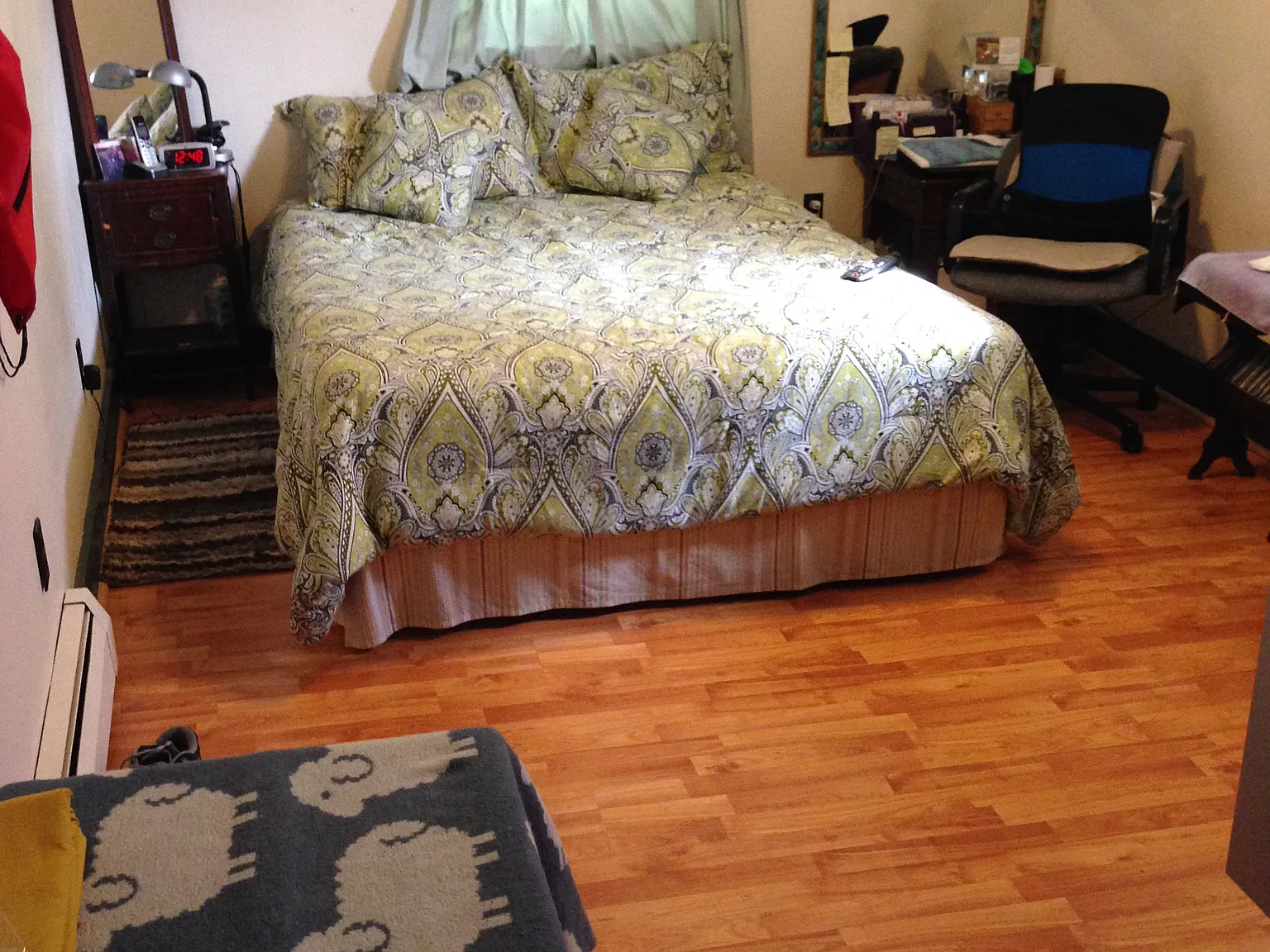 2 bed, 900 sqft, $1,900 — Photo 4