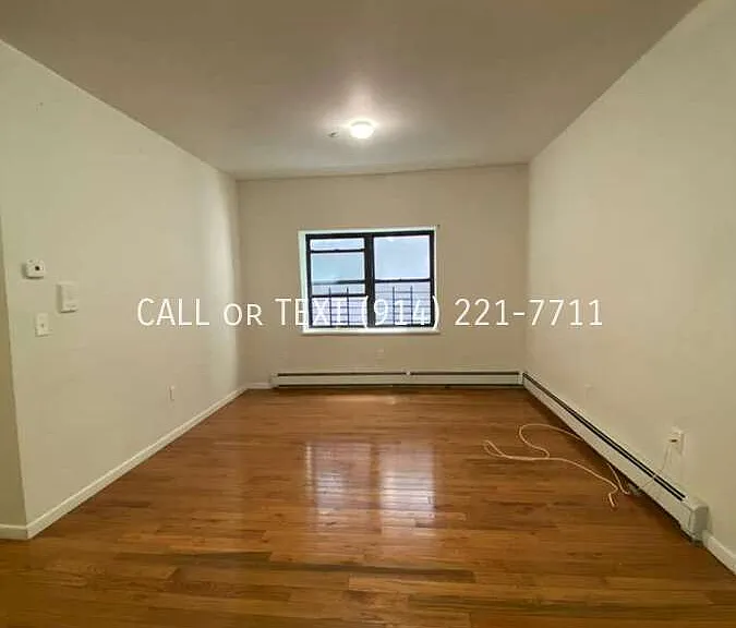 68 Elliott Ave — Photo 3