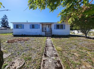 2124 E 4th Ave, Port Angeles, WA