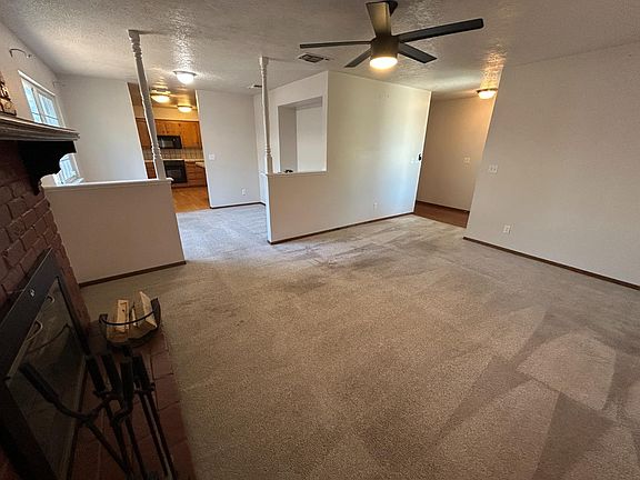 5th image of 420 W Houston St