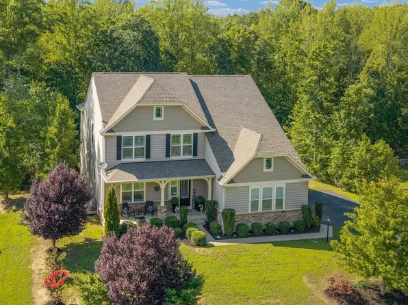 215 Rock Raymond Dr, Stafford, VA 22554