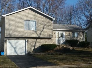 158 Thackeray Dr, Bolingbrook, IL 60440