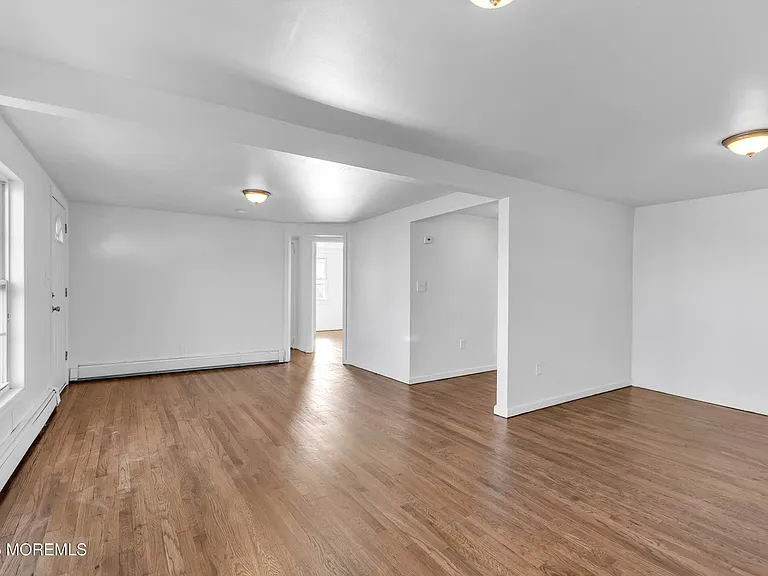 758 Fischer Blvd — Photo 3