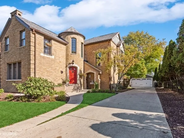 7109 N Keating Ave, Lincolnwood, IL 60712