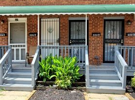 235 54th St SE, Washington, DC