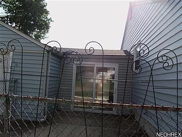 5th image of 1055 Mildred Ave