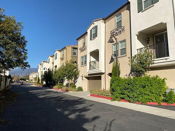 3rd image of 708 S Gladys Ave Unit B