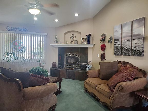 5th image of 16435 Mesquite St