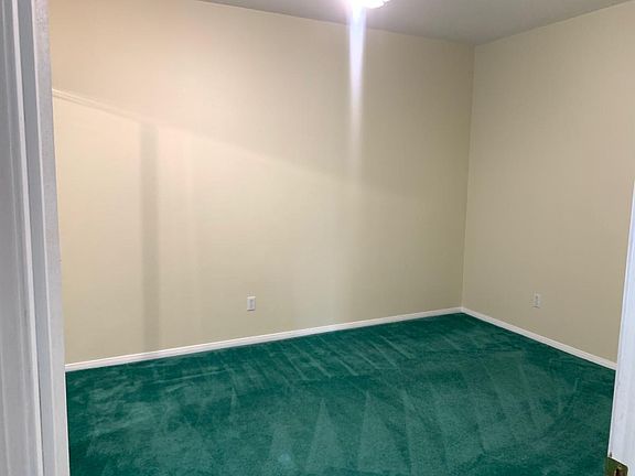 4th image of 29695 Glen Brook Way