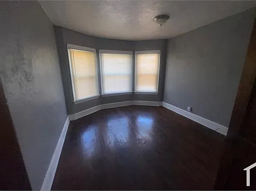10006 Pierpont Ave — Photo 4