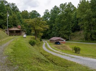 640 Meadow Branch Rd, Robbinsville, NC 28771