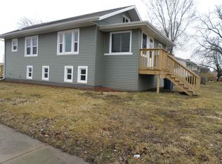 501 2nd St W, Milan, IL 61264