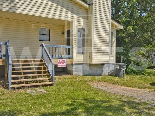 318 Linden St, Trussville, AL 35173