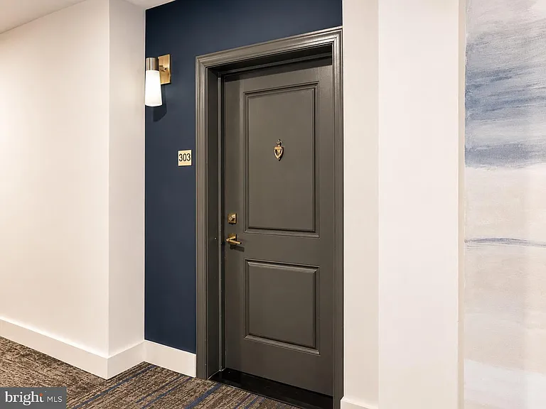 3927 Fair Ridge Dr #303 — Photo 20