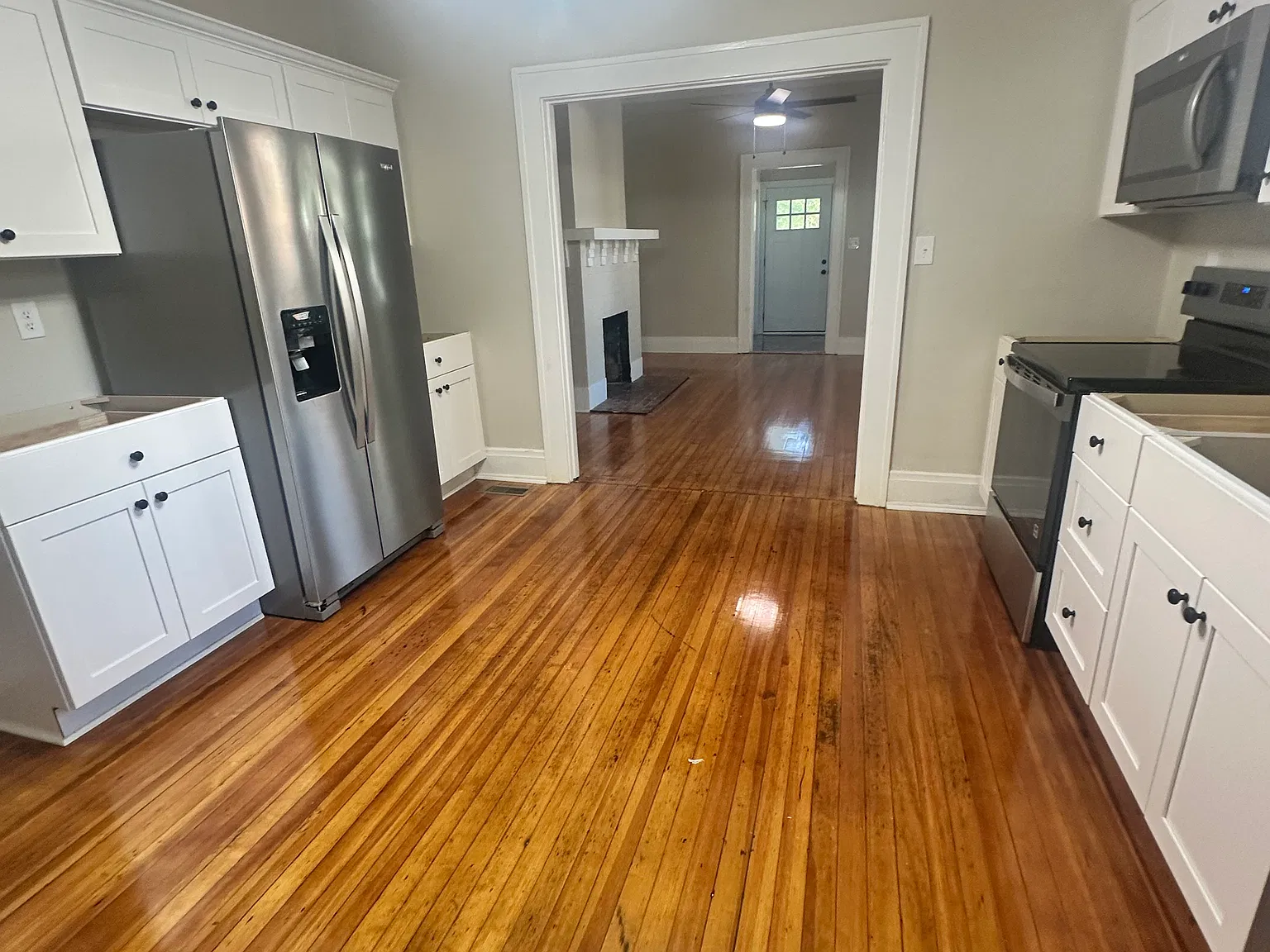 4 bed, 1430 sqft, $1,650 — Photo 3