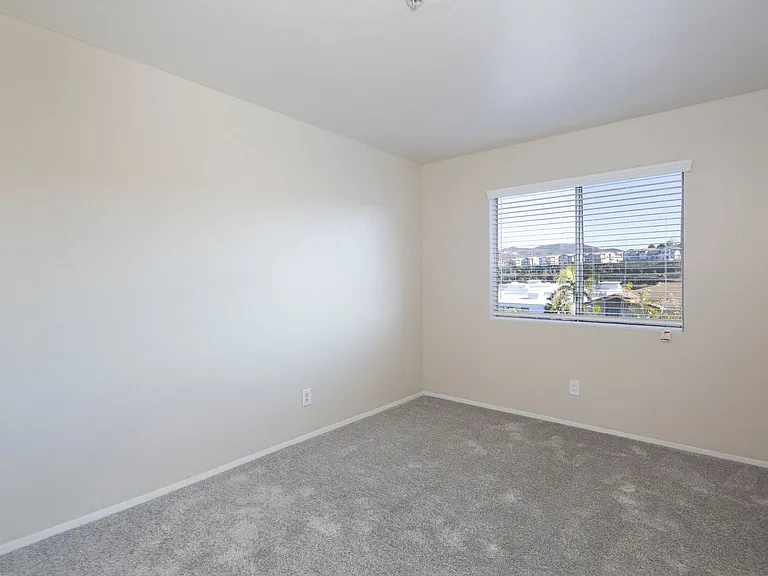 Tuscany Hills Apartments — Photo 16
