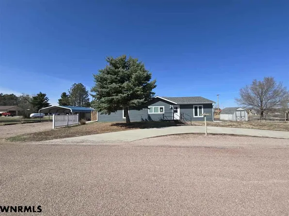 202 W 5th St, Gordon, NE 69343