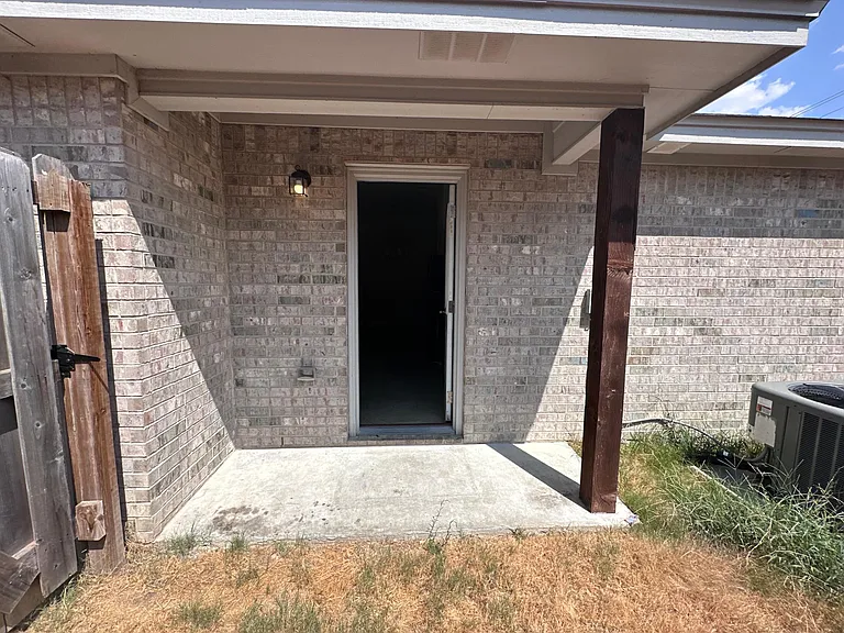 1239 Liberation Ln #B — Photo 26