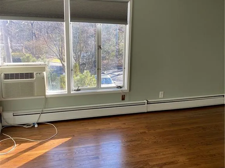 64 N Lake Dr #C2 — Photo 11