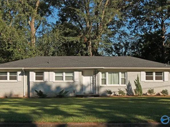 2103 Laverne Dr NW, Huntsville, AL 35810