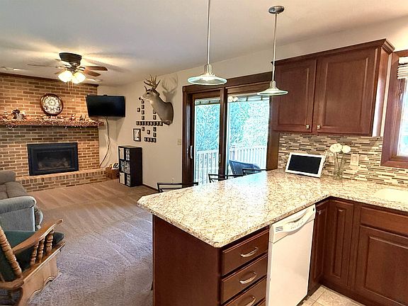 4th image of 3707 Mohave Dr