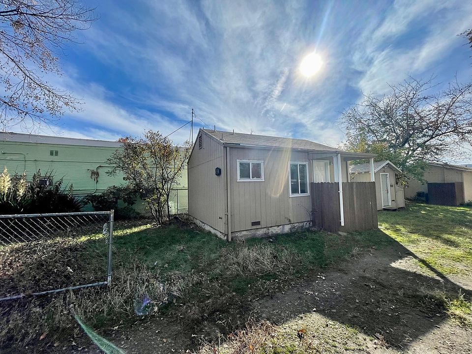 1st image of 14645 Lakeshore Dr