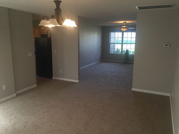 2nd image of 4853 Ark Ln