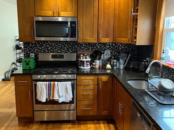 7 Bonner Ave #2, Medford, MA 02155