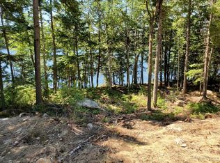 12 Houston Rd, Lincoln, ME 04457