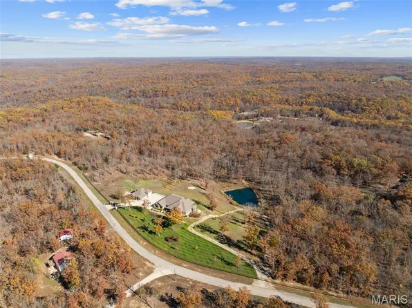 141 W Hickory Ridge Rd, Steelville, MO 65565