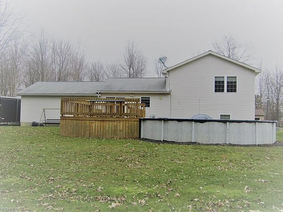 4th image of 674 Breezewood Ln