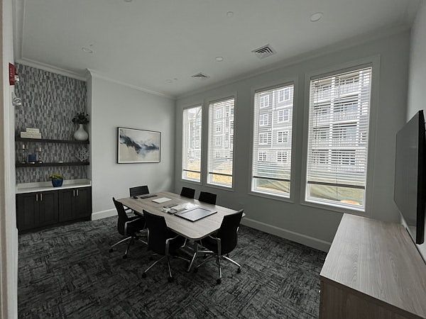 Building Photo 5